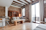 Barcelona Vacation Apartment Rentals, #SOF195dBR: 2 bedroom, 1 bath, sleeps 6