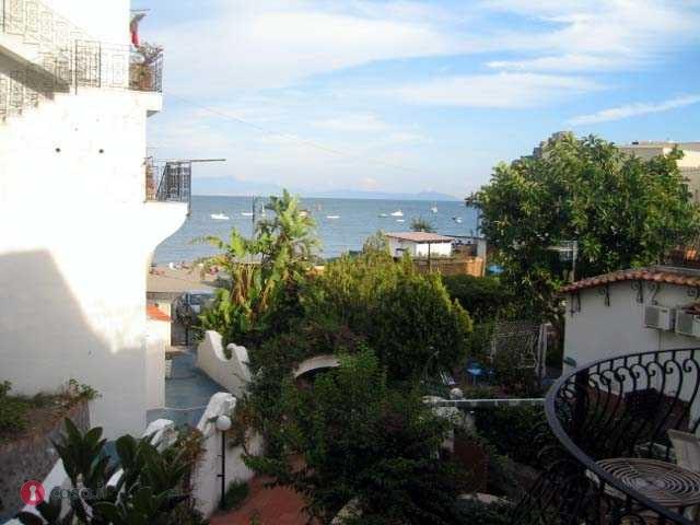 Villas Reference Appartement image #102Ischia