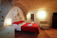 Rome Vacation Apartment Rentals, #301: studio bedroom, 1 bath, sleeps 3